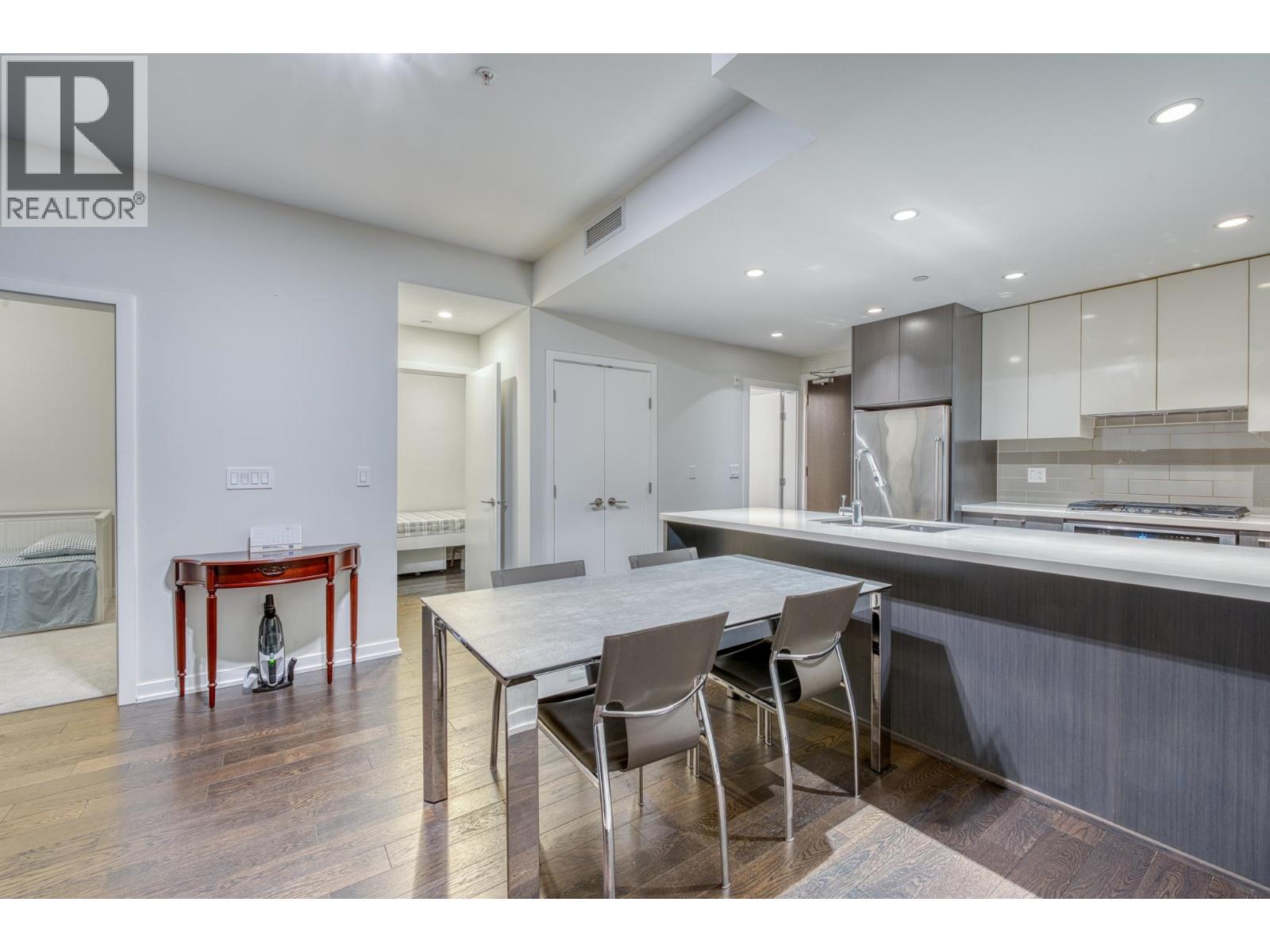 #210-7008 RIVER Parkway, Richmond