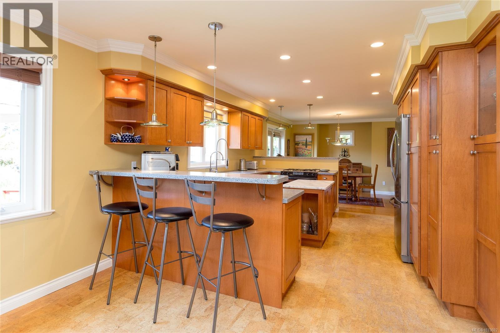 4094 Balsam Dr, Cobble Hill