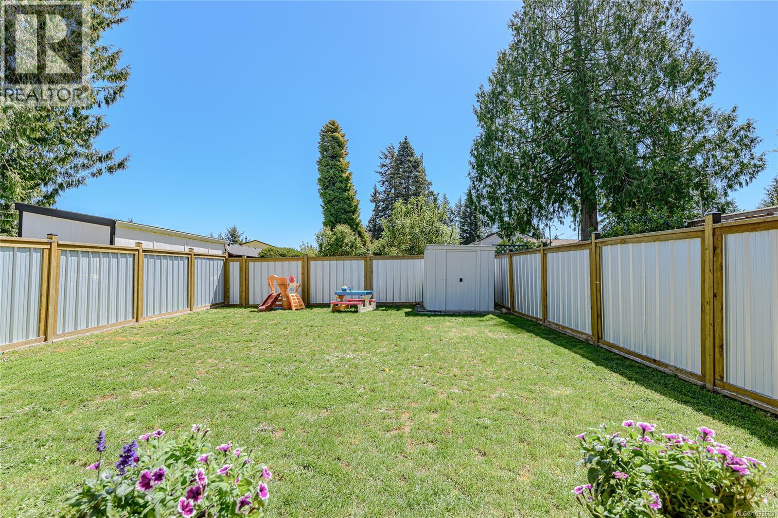 6899 Beaton Rd - 33
