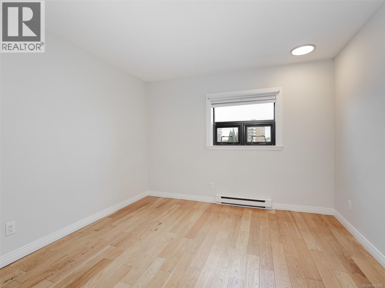 #803 770 Cormorant St - 15