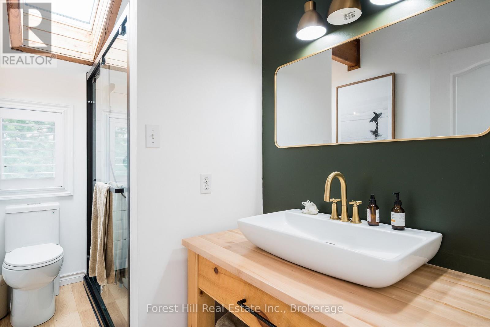 144 BROOKER BOULEVARD - 25