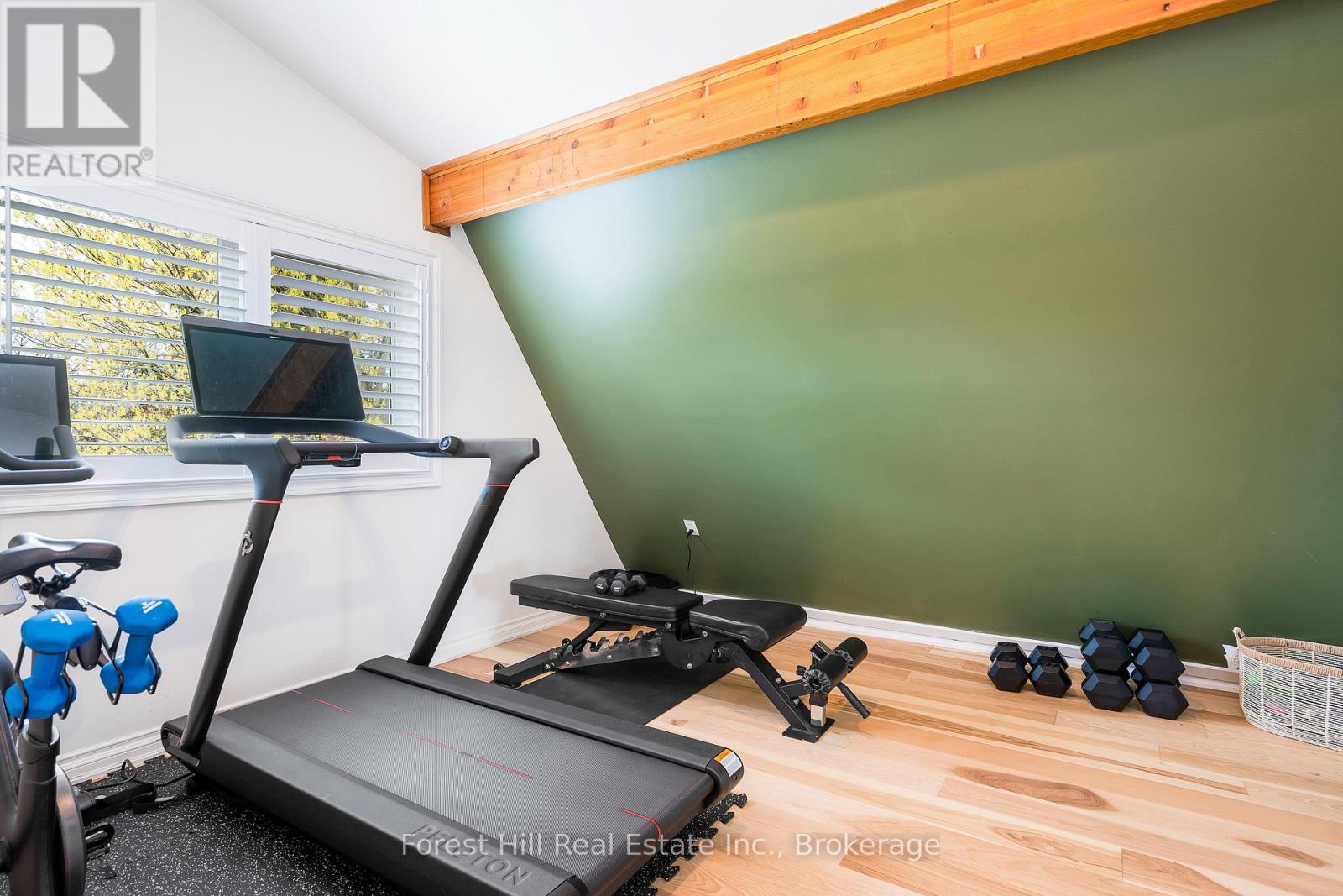 144 BROOKER BOULEVARD - 28