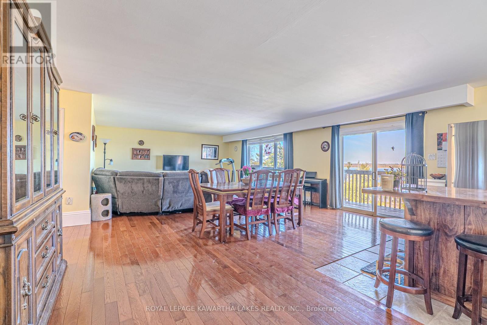 805 CEDAR GLEN ROAD - 10