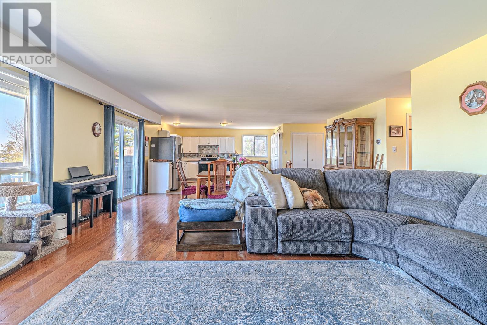 805 CEDAR GLEN ROAD - 15