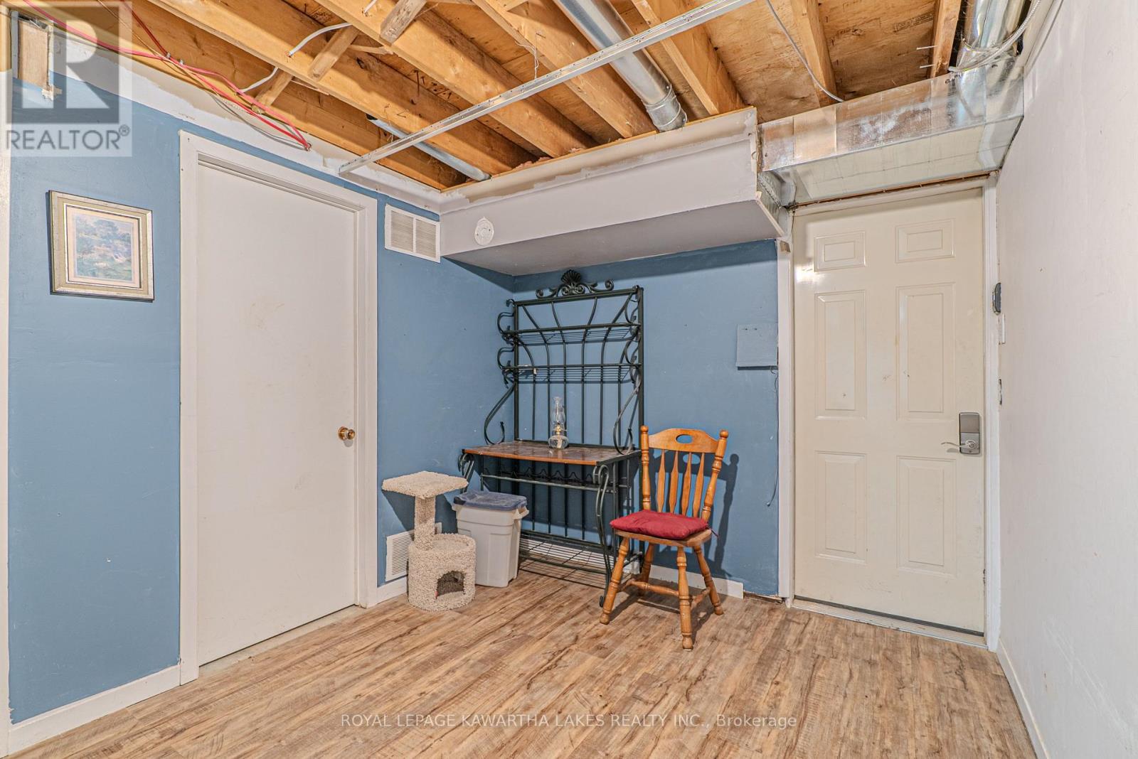 805 CEDAR GLEN ROAD - 24