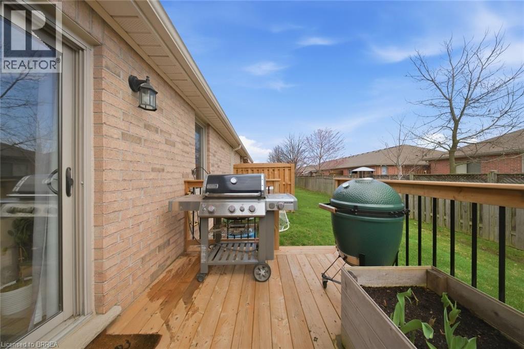 385 PARK Road N Unit# 10, Brantford, Ontario, N3R0A1 — Photo 27