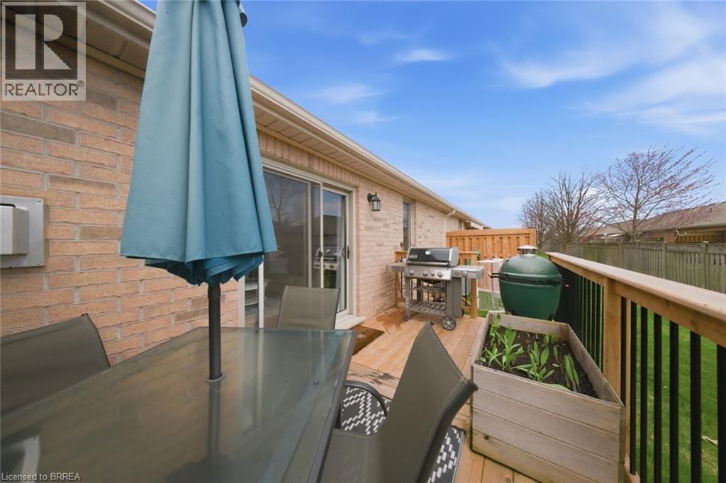 385 PARK Road N Unit# 10, Brantford, Ontario, N3R0A1 — Photo 29