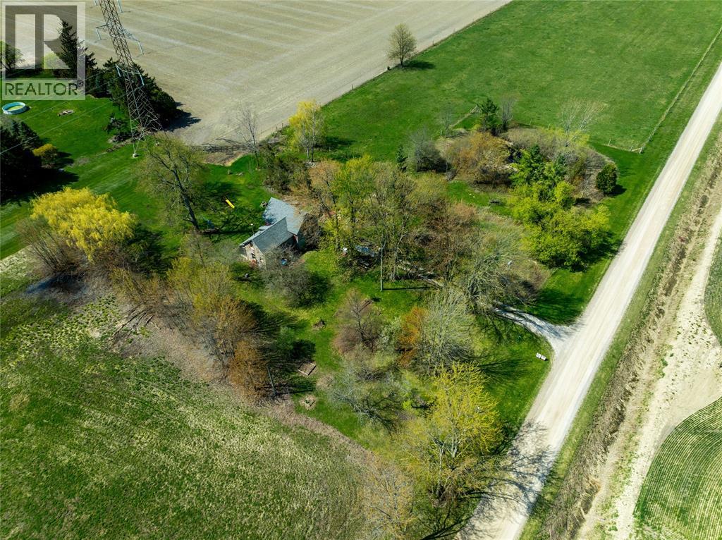 6437 Weidman LINE, Brooke-Alvinston, Ontario, N0N1K0 — Photo 9