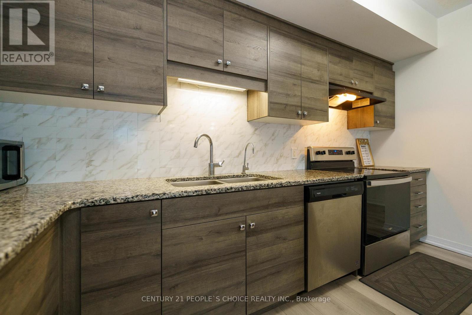 #48 - 261 WOODBINE AVENUE — photo 20