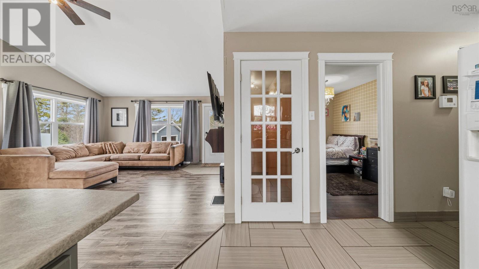 Property 24 of 49 of 206 Les Collins Avenue