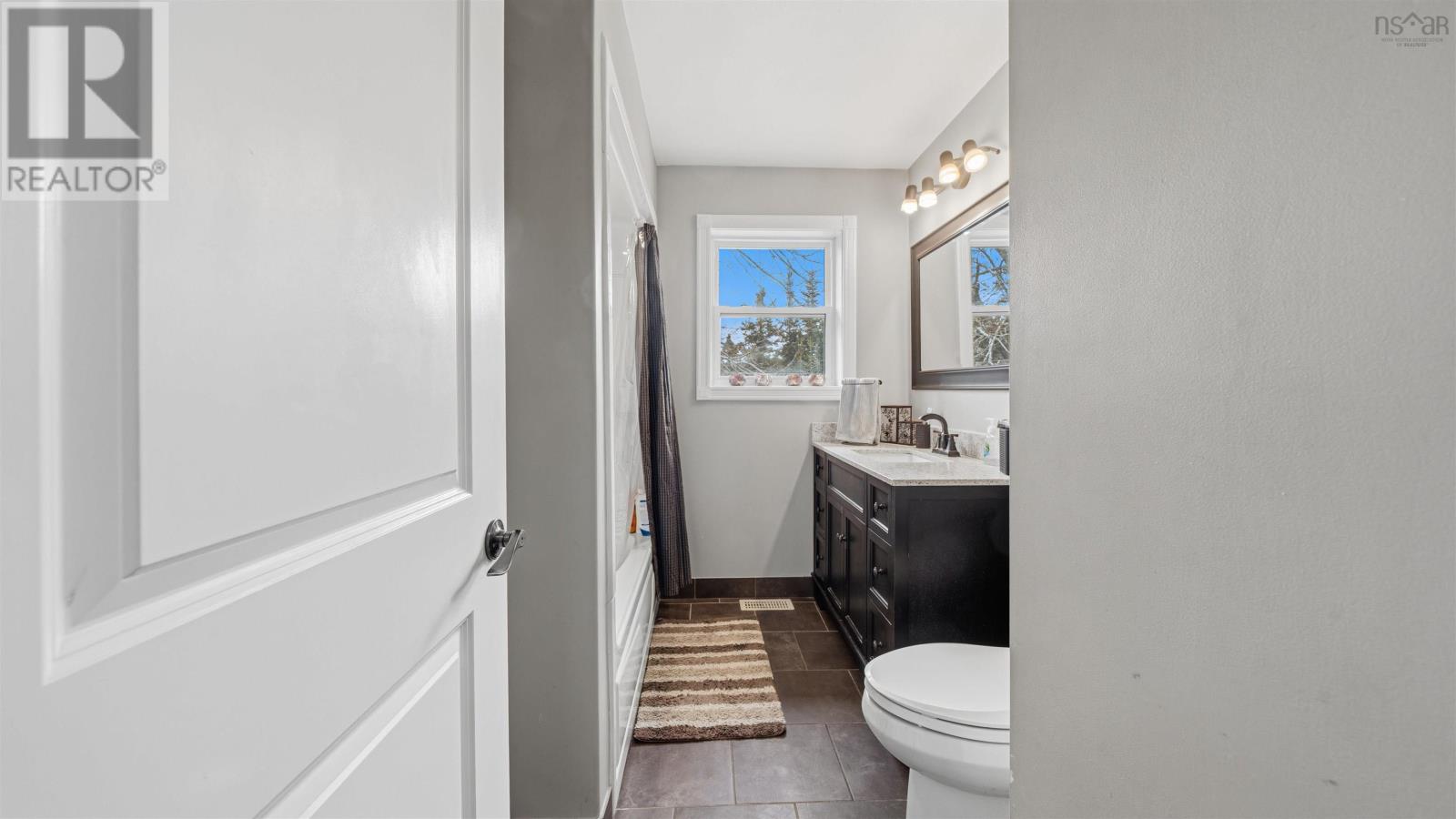 Property 29 of 49 of 206 Les Collins Avenue