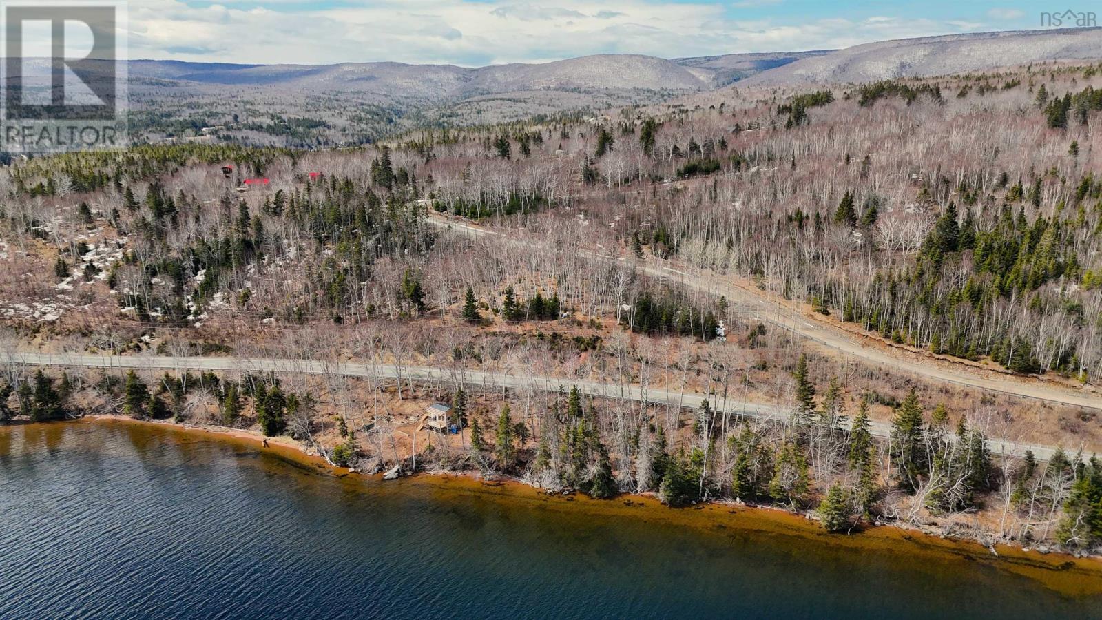 Property 5 of 13 of Rooster Hill Road