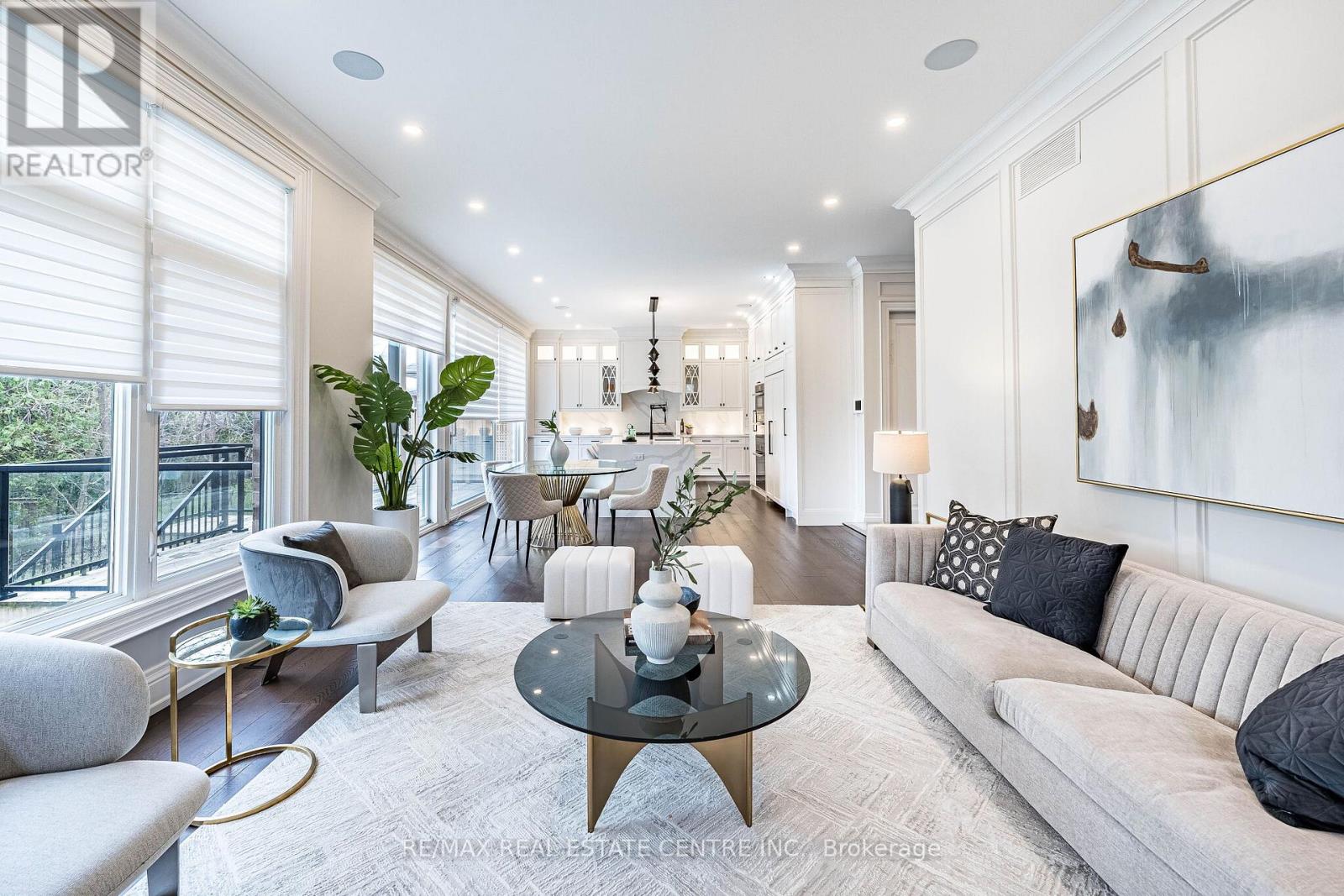 15 MONTFORD DRIVE - 15