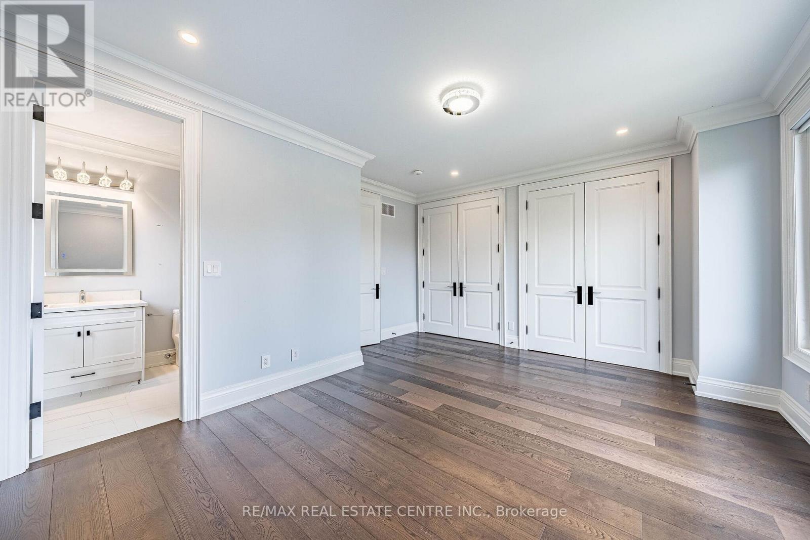 15 MONTFORD DRIVE - 40
