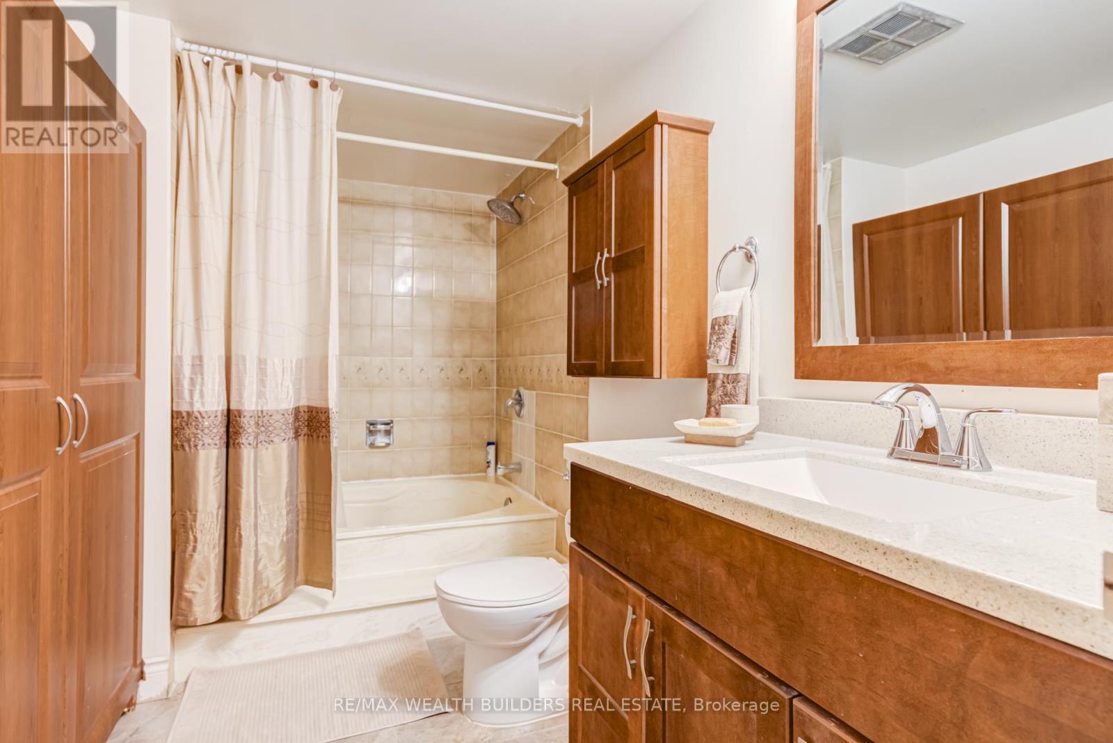 #1009 45 CARLTON STREET - 26
