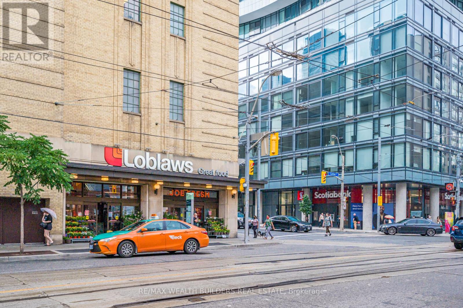 #1009 45 CARLTON STREET - 34
