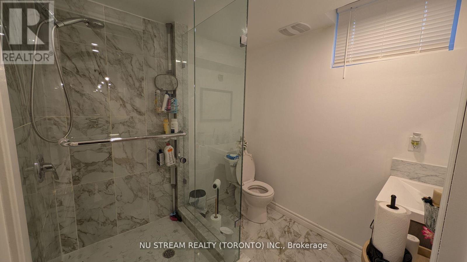 3 BLOOMFIELD TRAIL - 6