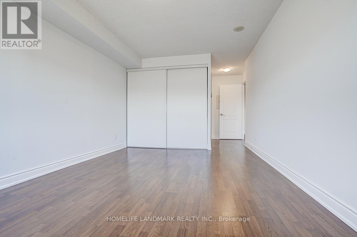 #815 50 CLEGG ROAD - 17