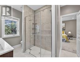 20572 Yonge Street, East Gwillimbury, ON L9N0J7 Photo 36