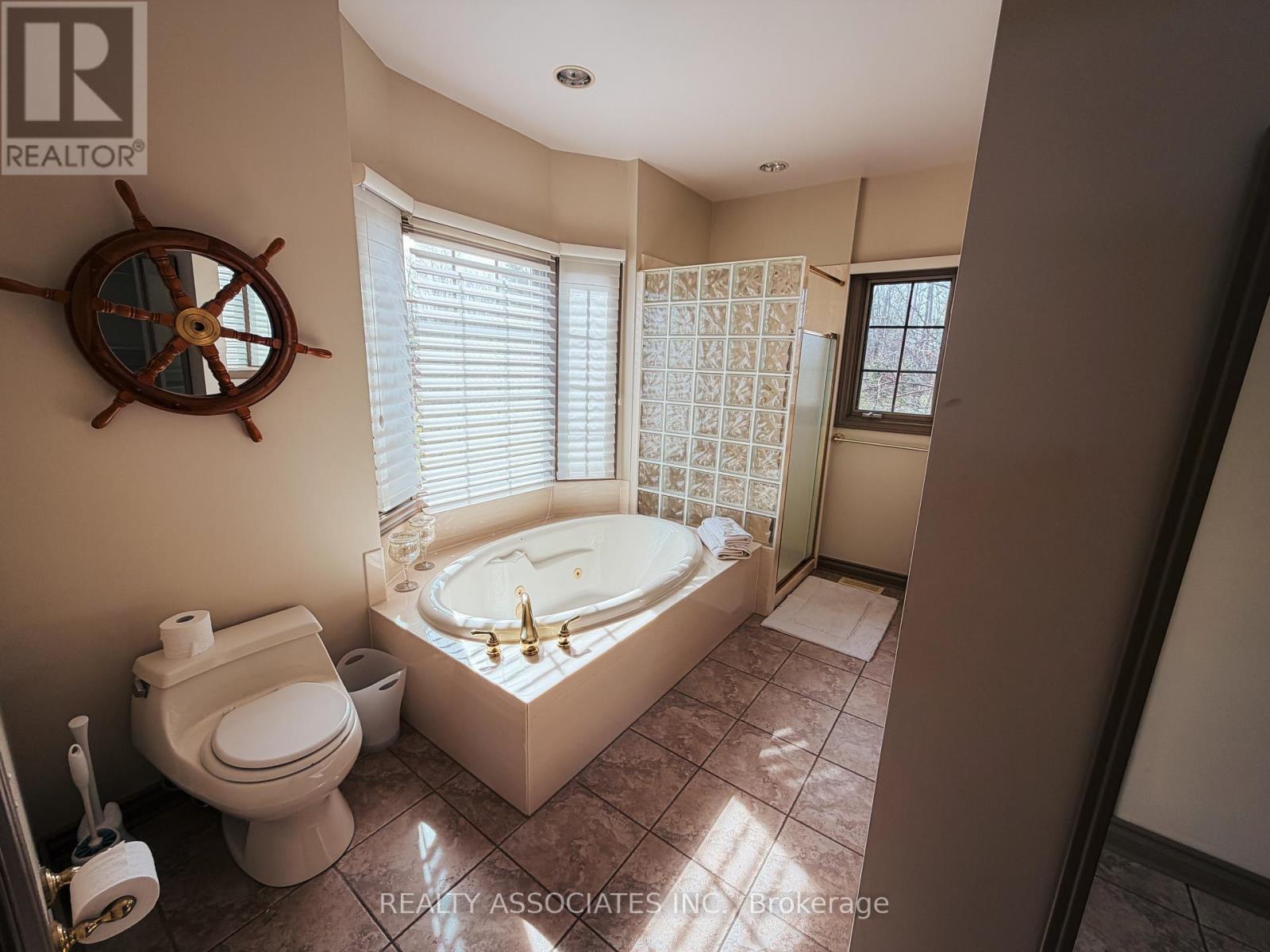 2720 FRONT ROAD - 11