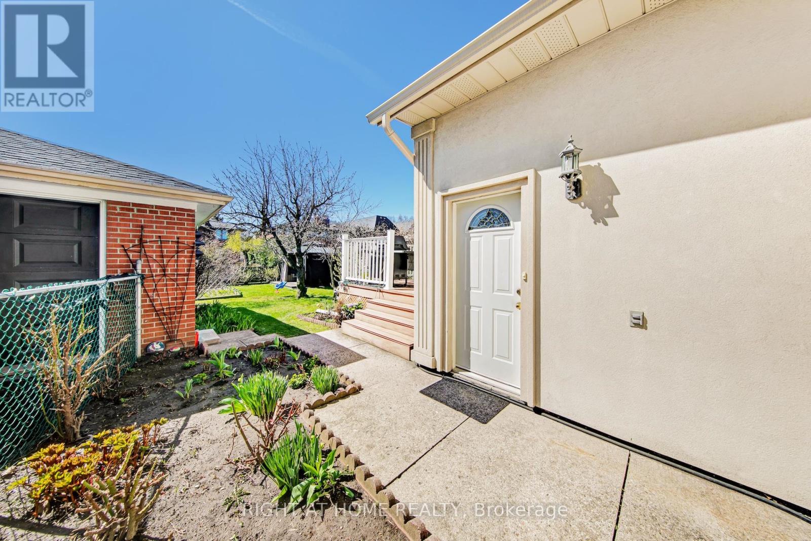 25 BURLINGAME ROAD - 20