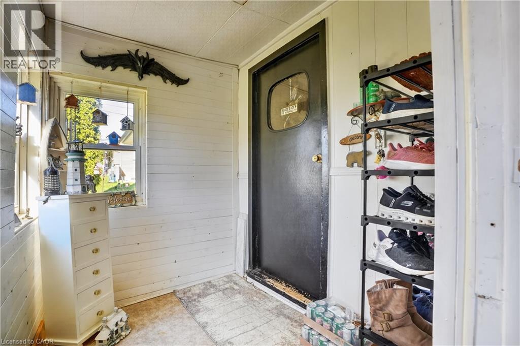 645 W QUEEN Street W, Mount Forest, Ontario, N0G2L1 — Photo 11