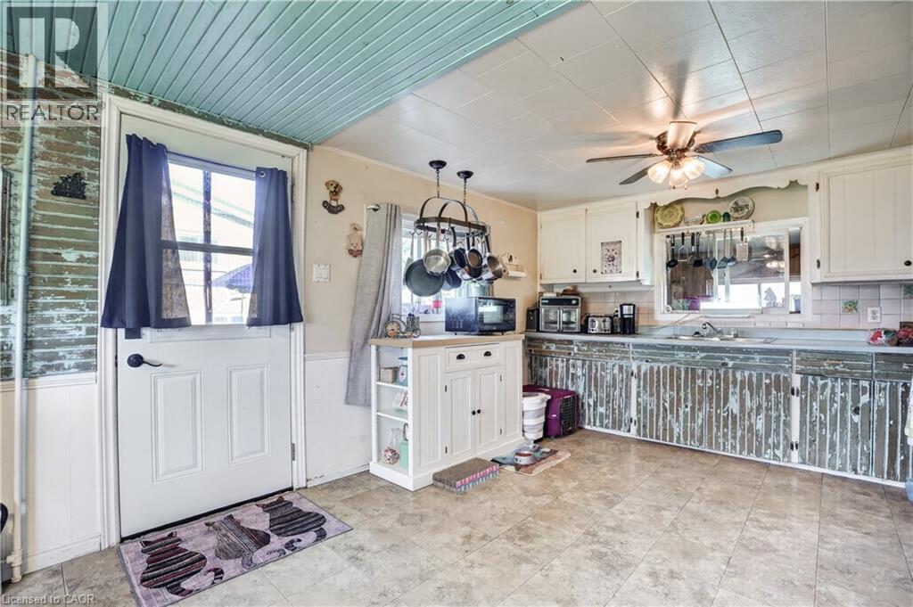 645 W QUEEN Street W, Mount Forest, Ontario, N0G2L1 — Photo 20