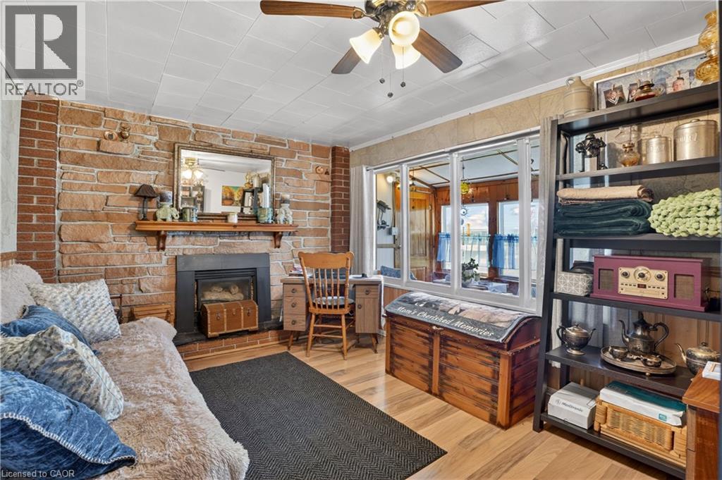 645 W QUEEN Street W, Mount Forest, Ontario, N0G2L1 — Photo 24