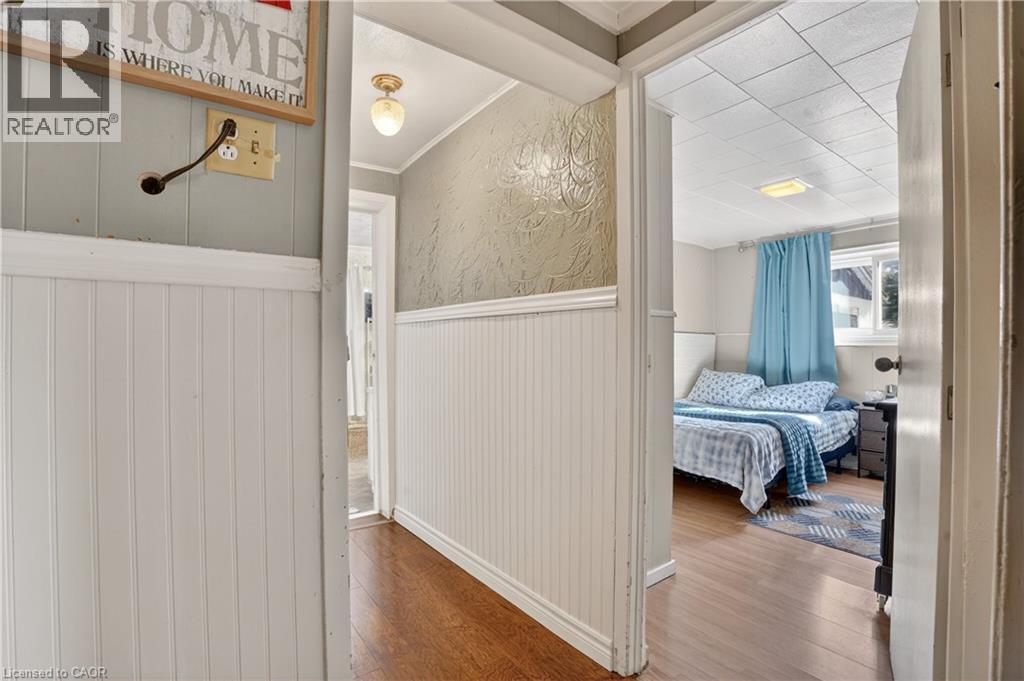 645 W QUEEN Street W, Mount Forest, Ontario, N0G2L1 — Photo 27