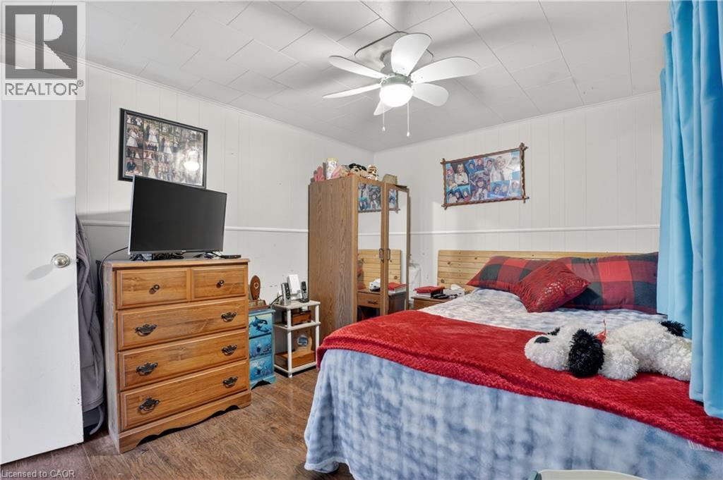 645 W QUEEN Street W, Mount Forest, Ontario, N0G2L1 — Photo 32