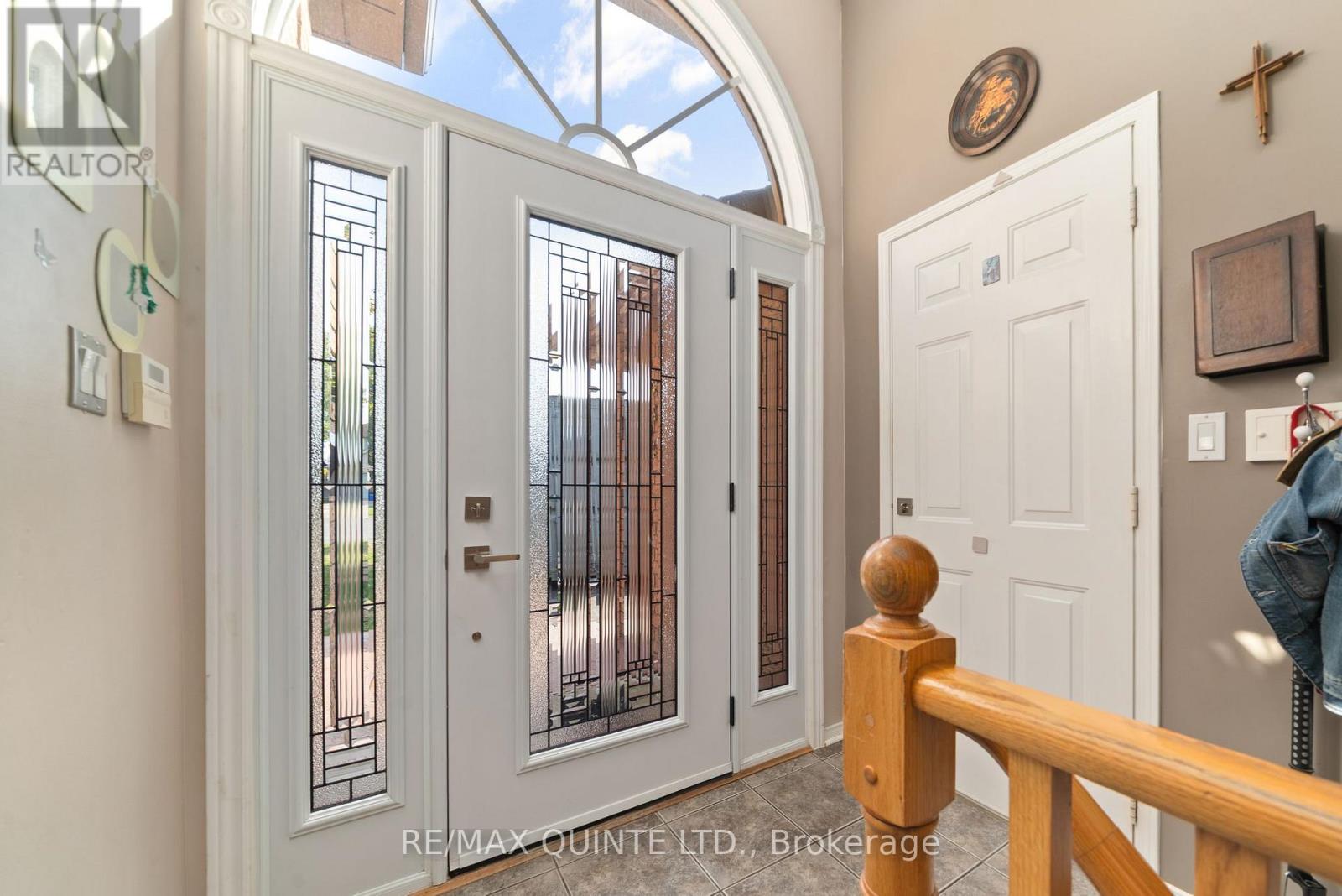 2 MARCHMONT PLACE - photo 3