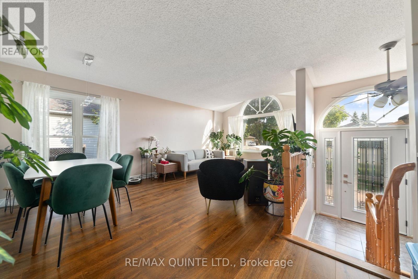 2 MARCHMONT PLACE - photo 5