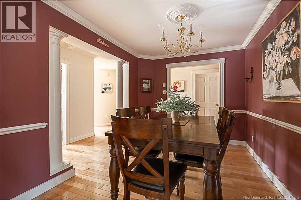 305 Douglas Avenue - 18