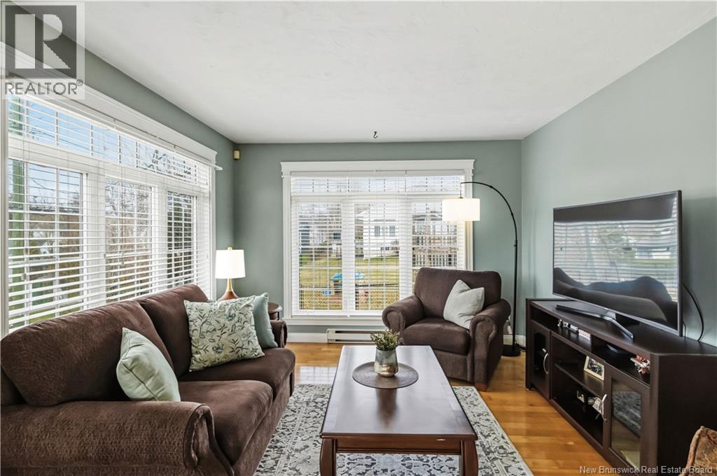 305 Douglas Avenue - 19