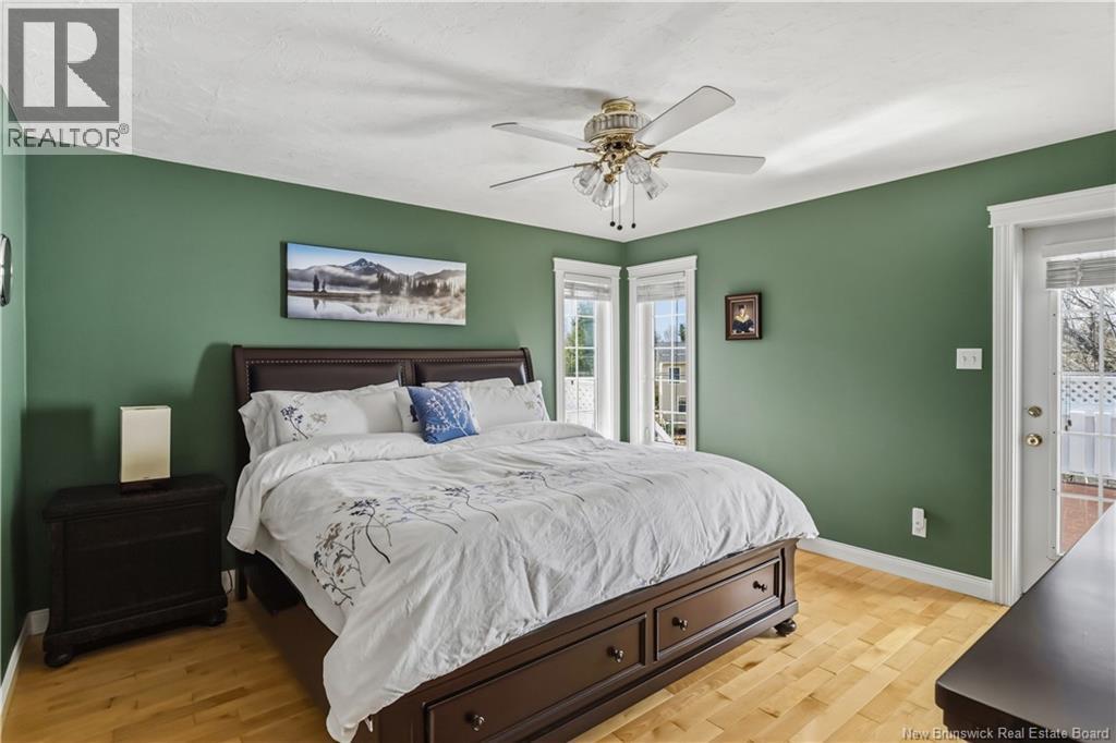 305 Douglas Avenue - 22