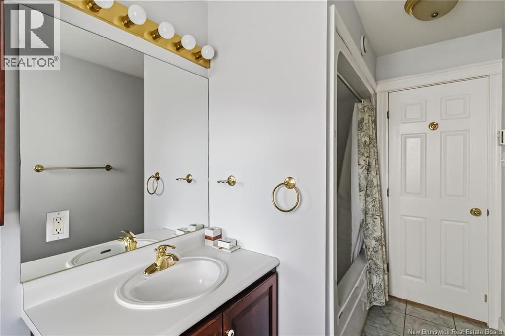 305 Douglas Avenue - 31