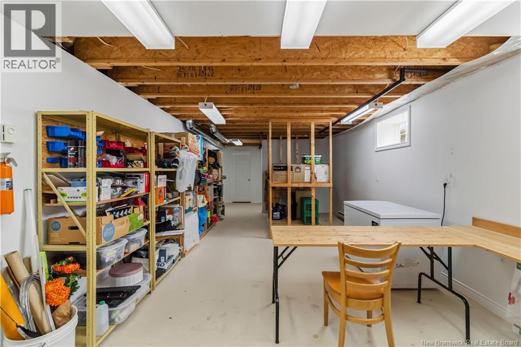 305 Douglas Avenue - 35