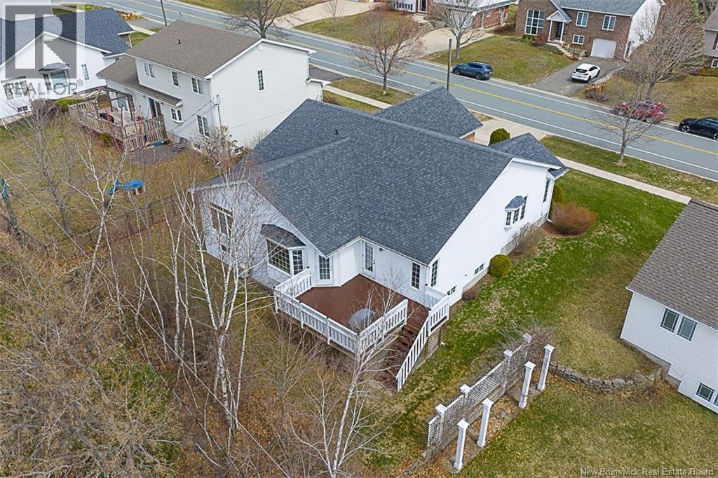 305 Douglas Avenue - 48