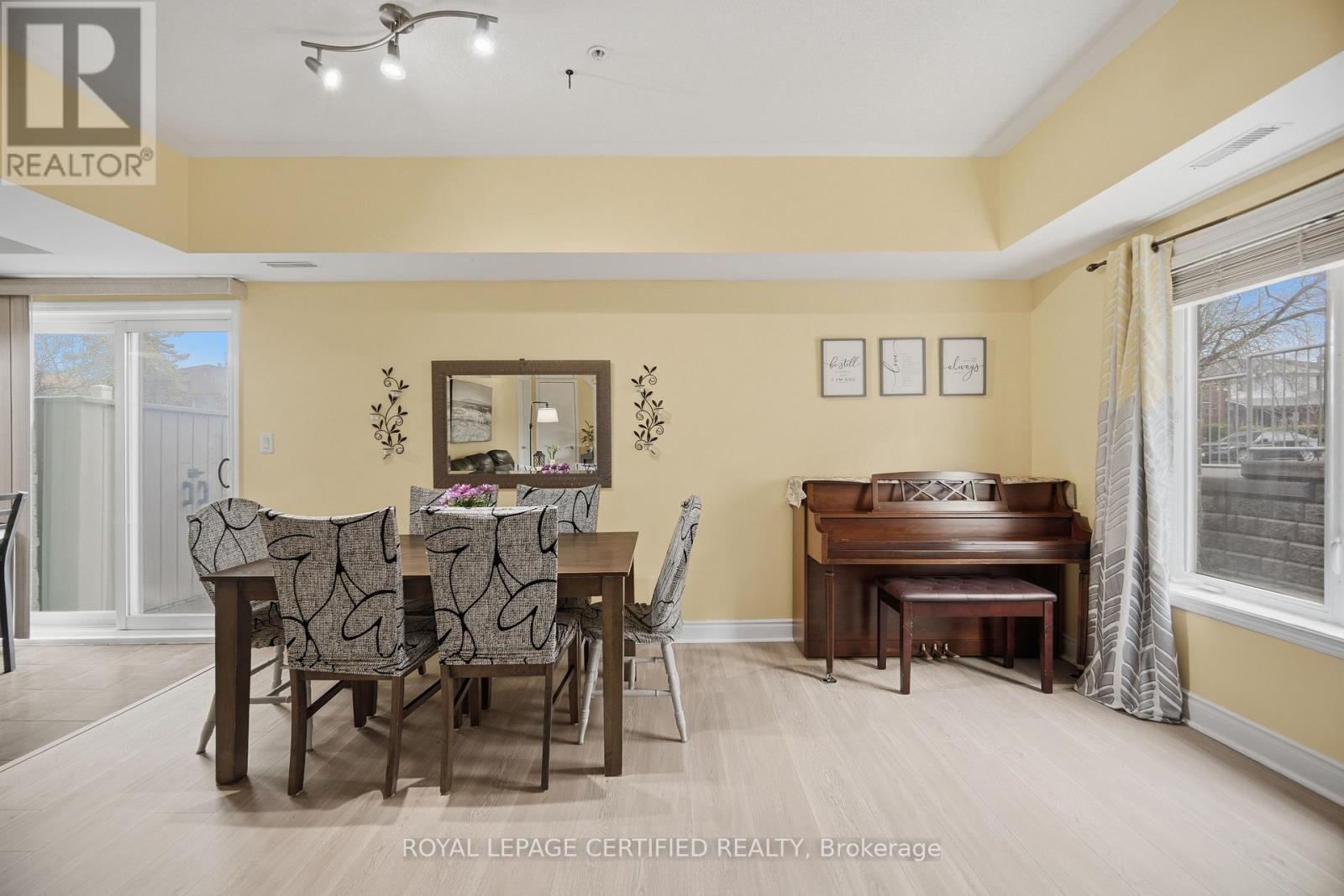 #101 25 RICHGROVE DRIVE - 11