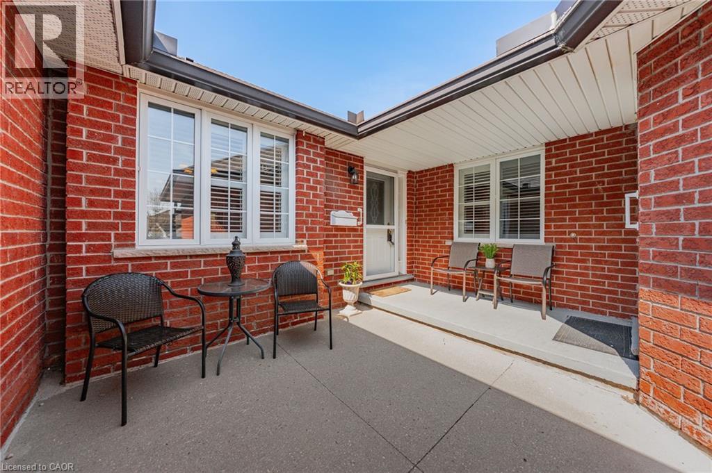 10 ISHERWOOD Avenue Unit# 103, Cambridge, Ontario, N1R8L8 — Photo 3