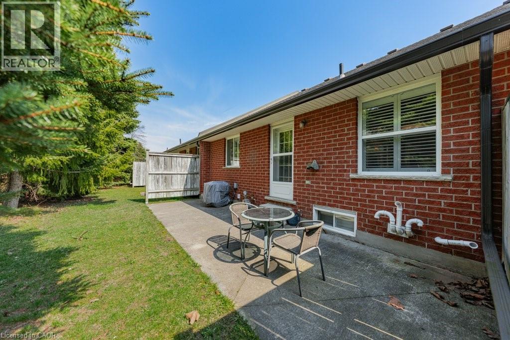 10 ISHERWOOD Avenue Unit# 103, Cambridge, Ontario, N1R8L8 — Photo 28
