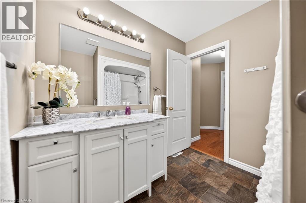 10 ISHERWOOD Avenue Unit# 103, Cambridge, Ontario, N1R8L8 — Photo 20