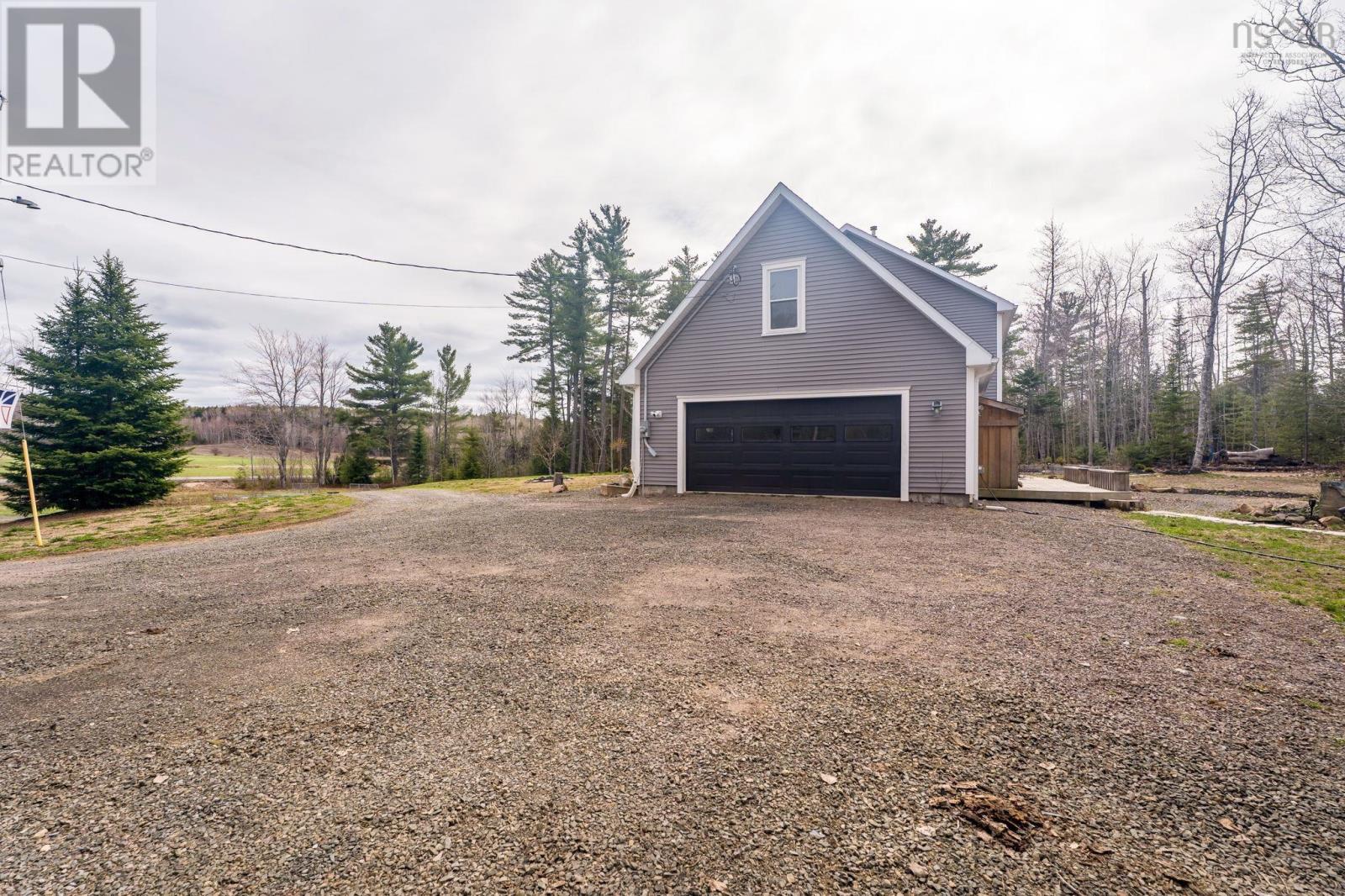 561 Hall Road — photo 30