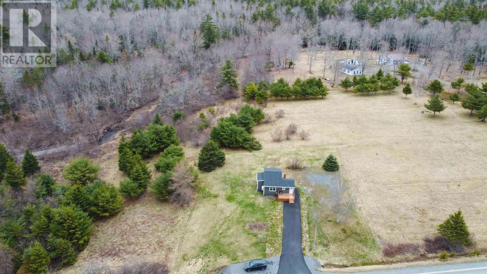 Property 2 of 21 of 1039 Highway 14