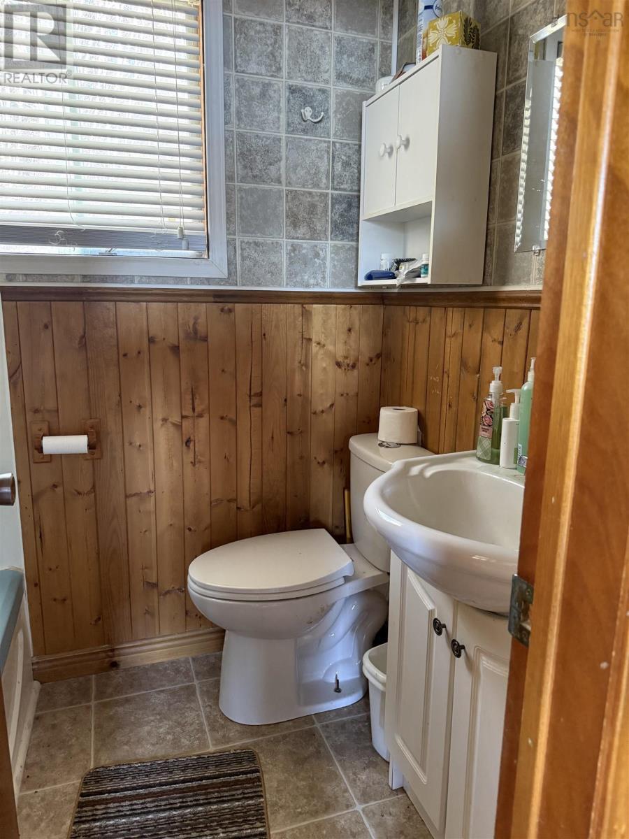 Property 7 of 14 of 15576 Highway 316