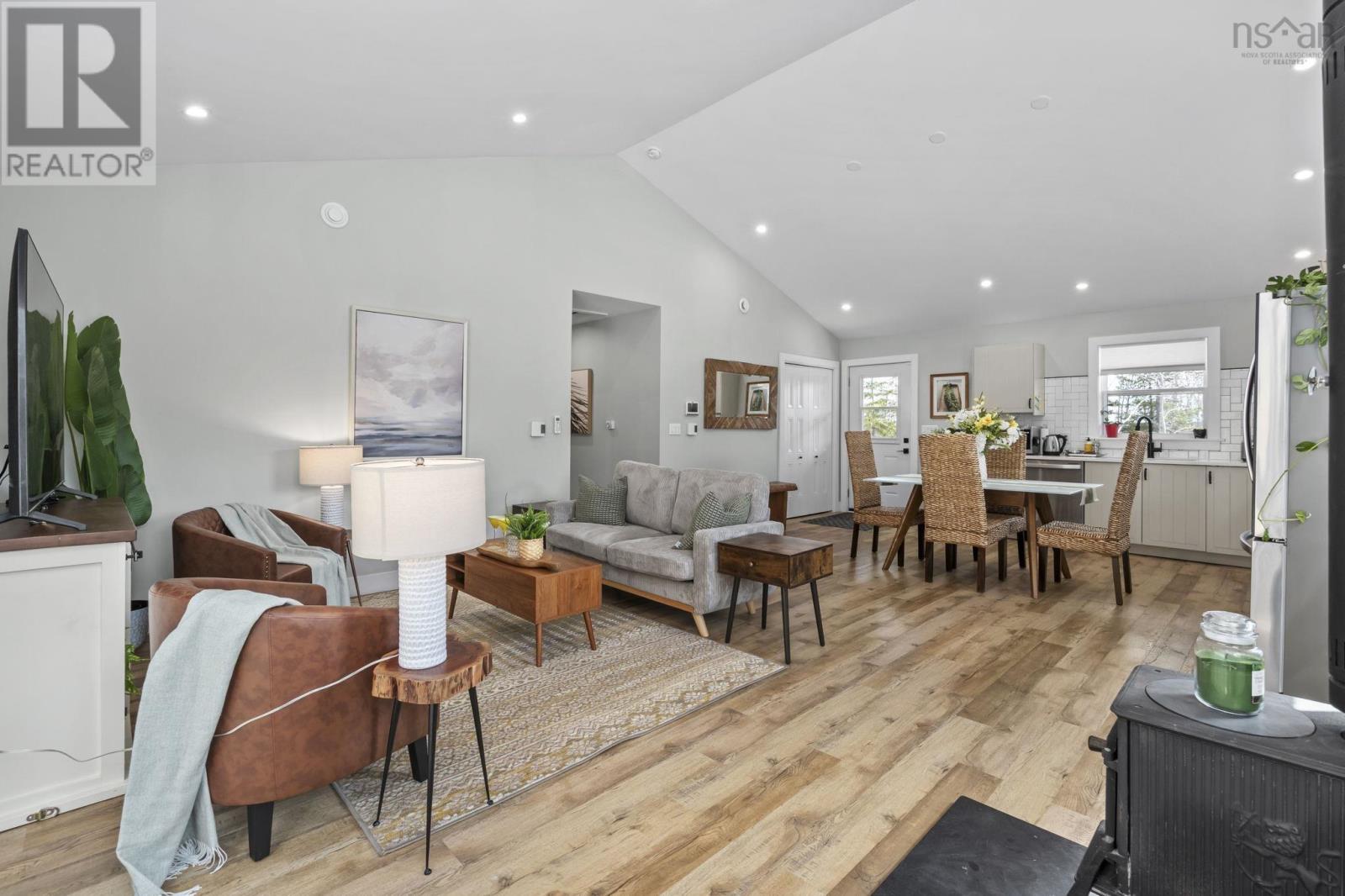 Property 13 of 32 of 2003 Highway 12