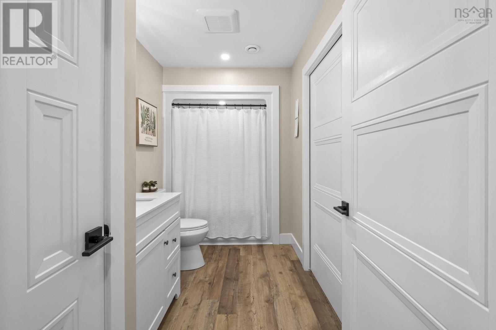 Property 19 of 32 of 2003 Highway 12