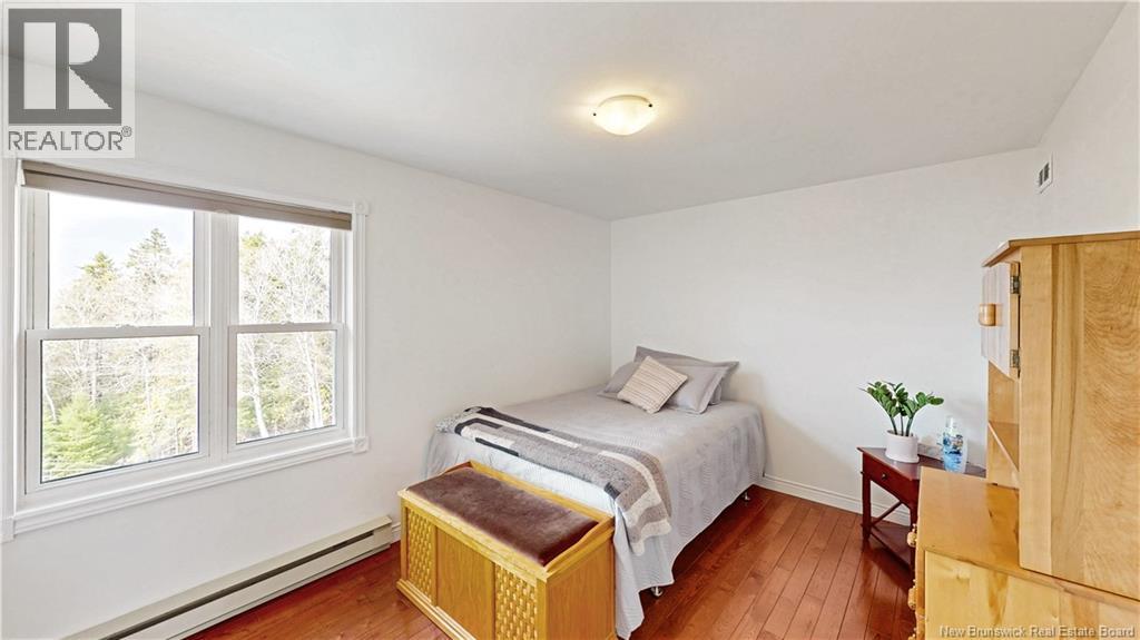 28 Kenneth Drive - 23
