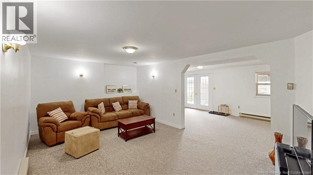 28 Kenneth Drive - 28