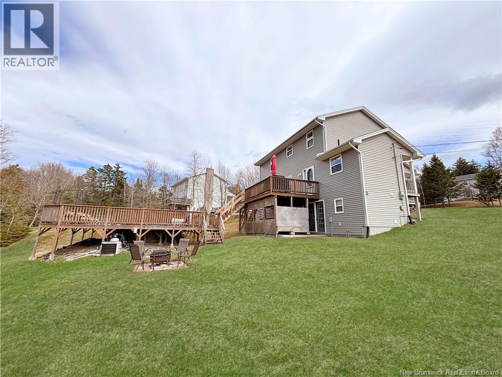 28 Kenneth Drive - 35